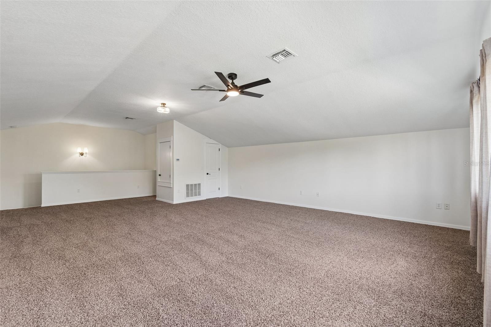 WILDERNESS LAKE PRESERVE - Residential