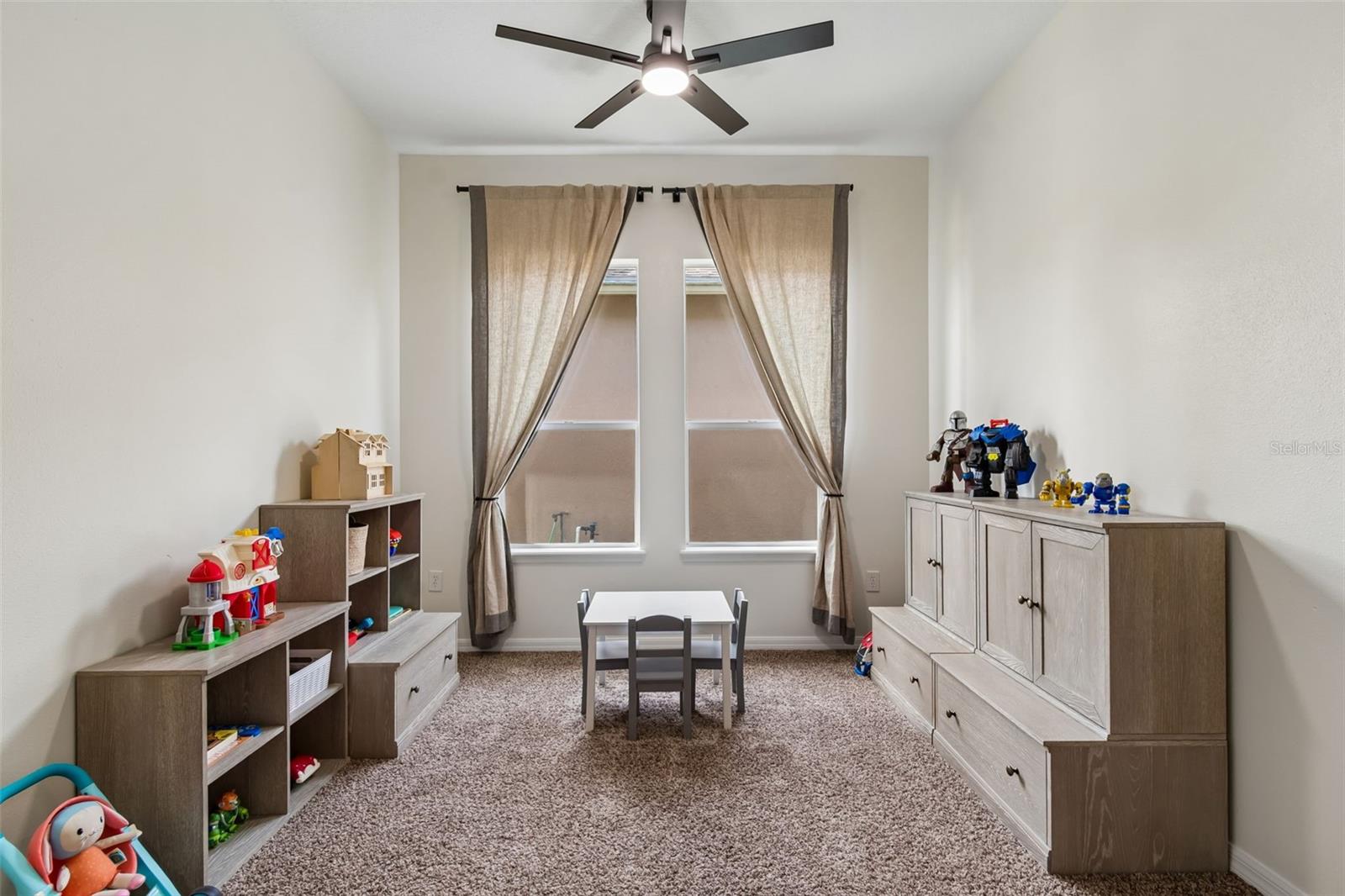 WILDERNESS LAKE PRESERVE - Residential