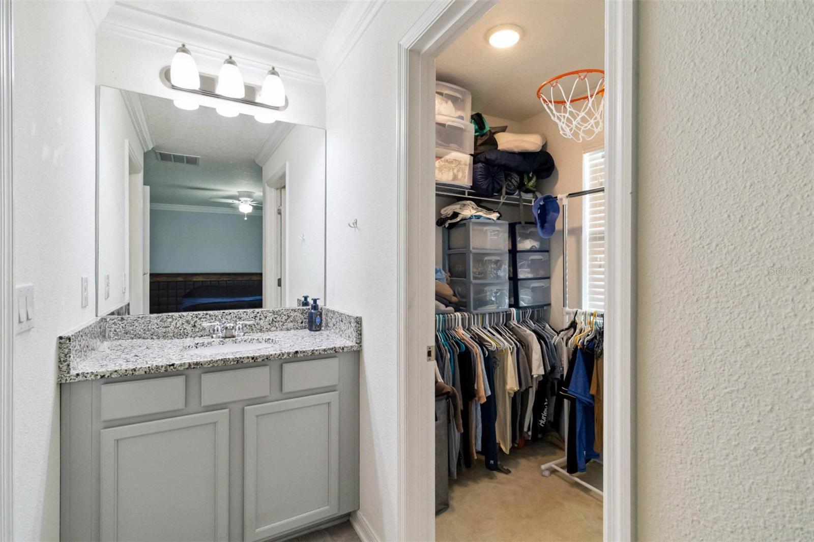 RAVEN CREST - Residential