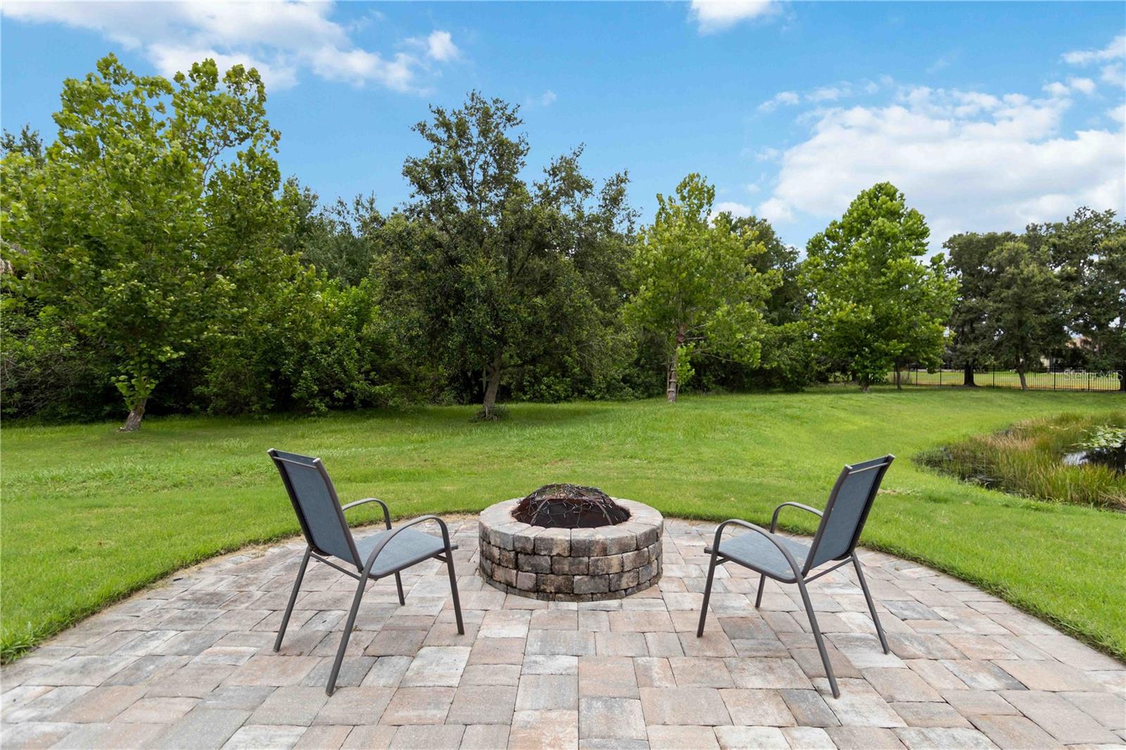 RAVEN CREST - Residential