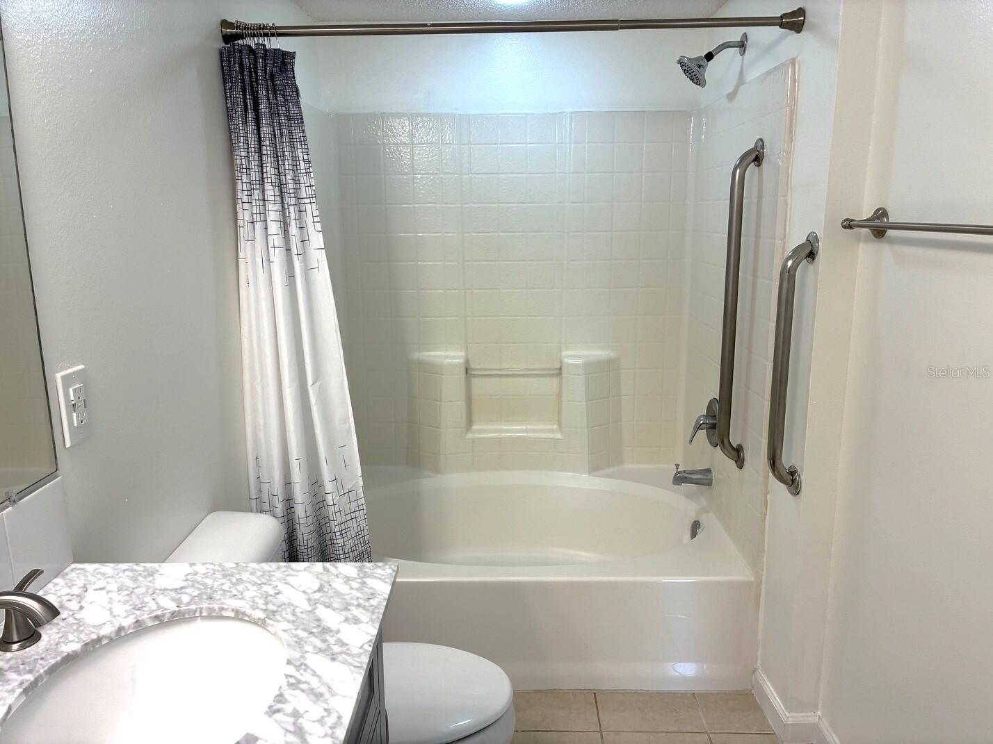 VILLANOVA/HUNTERS CRK - Residential