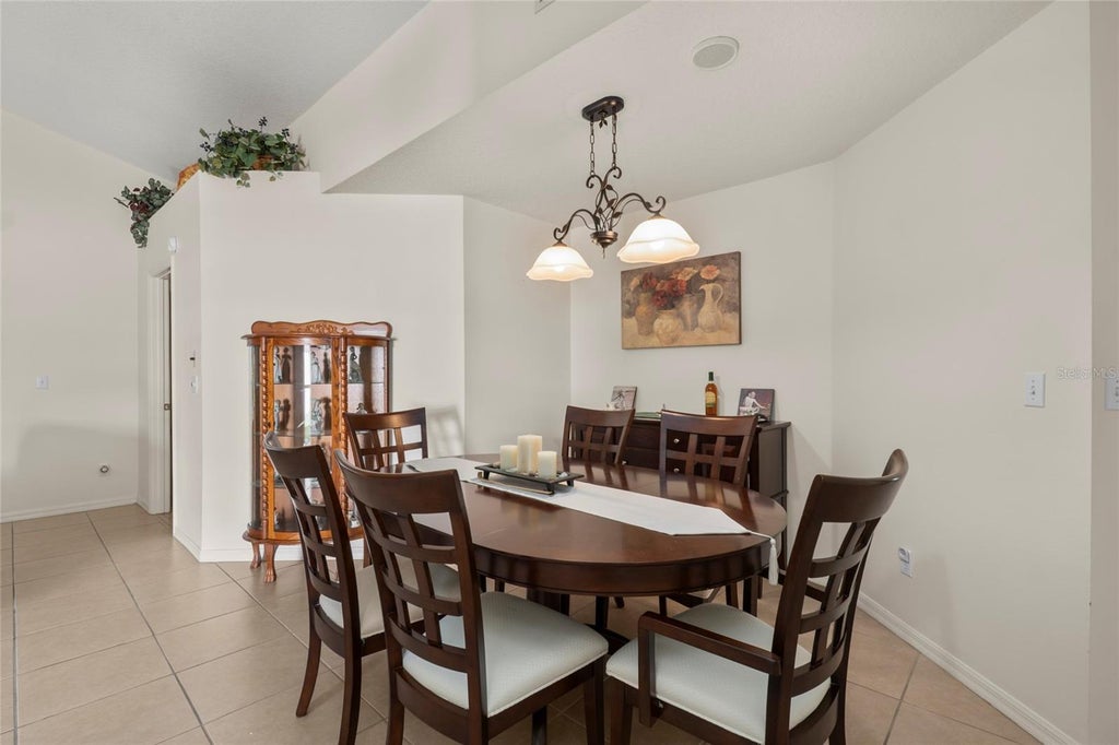 Photo of 124 High Vista Drive, Davenport, FL 33837 (MLS # O6451957)
