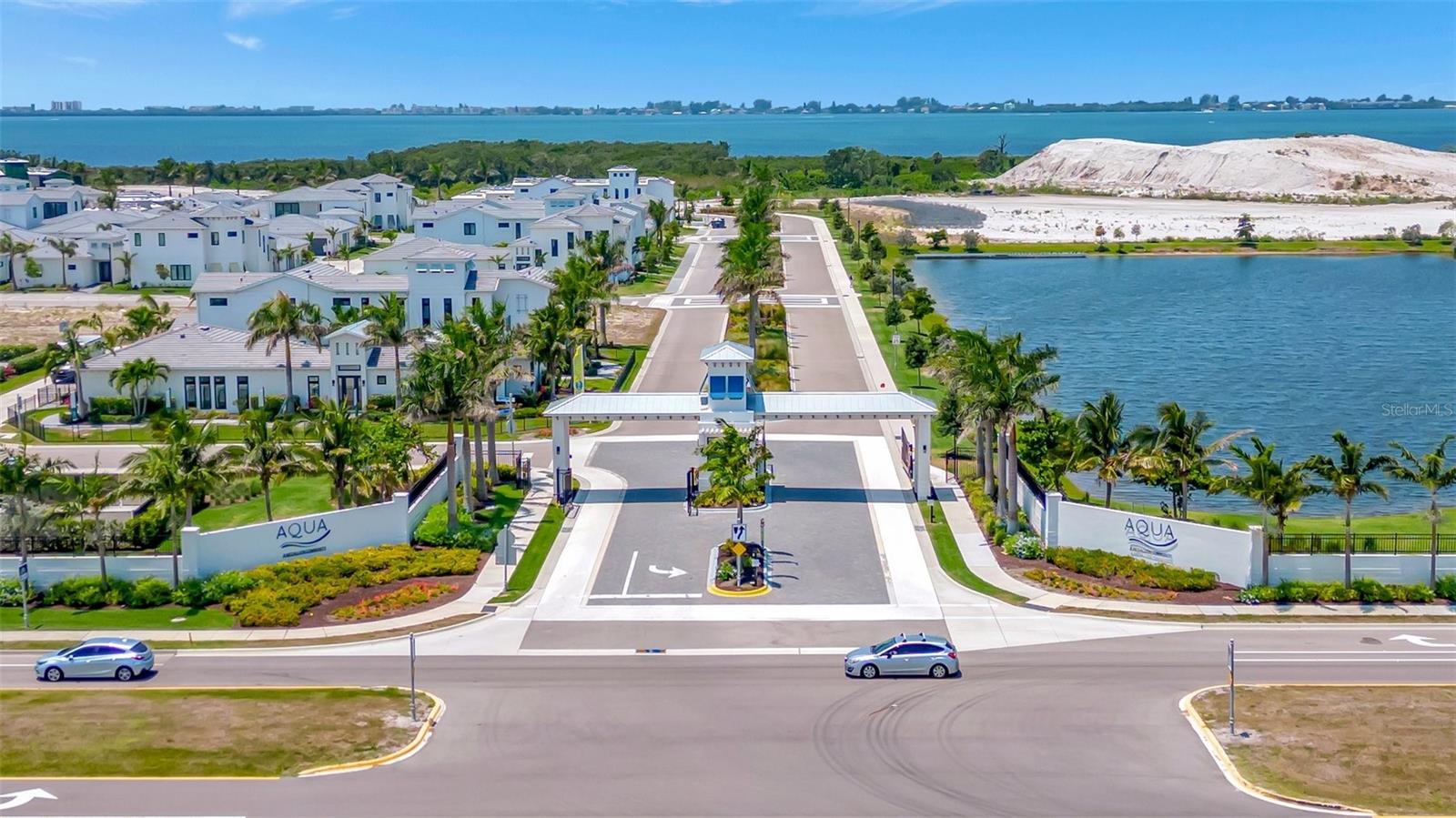 AQUA LAGOON - Residential