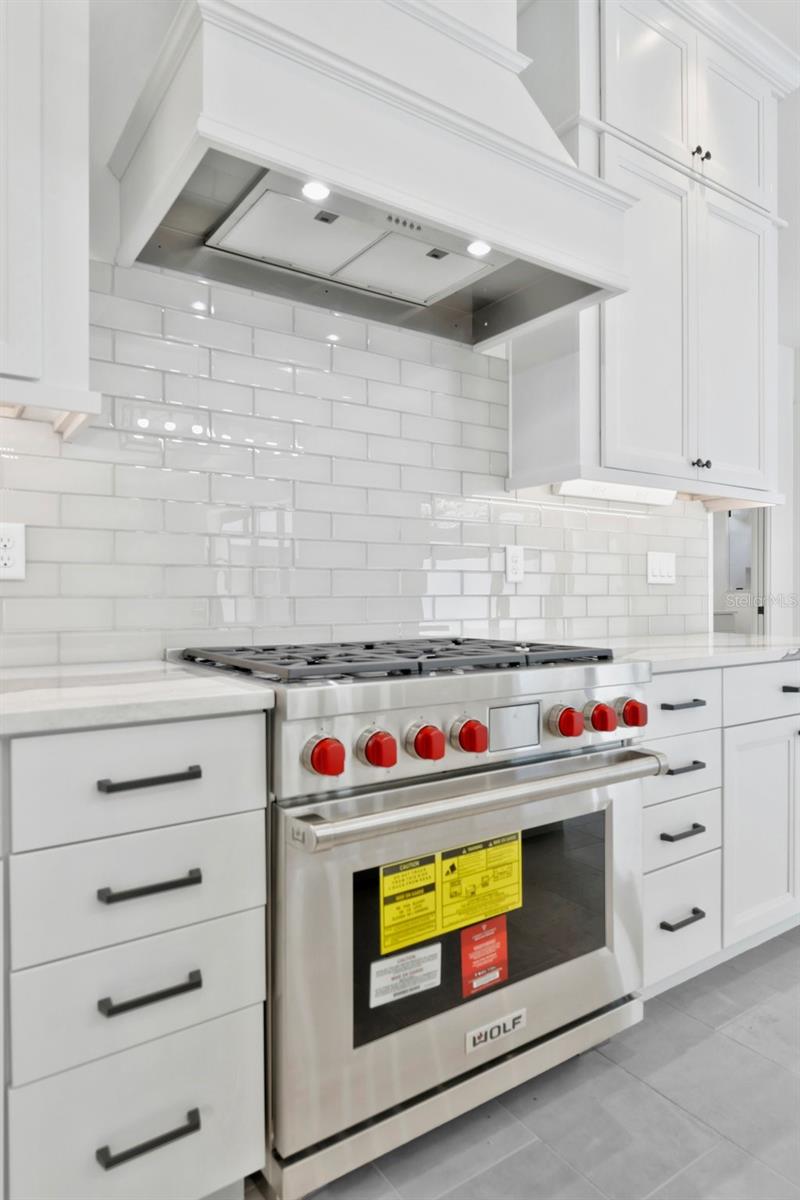 AQUA LAGOON - Residential