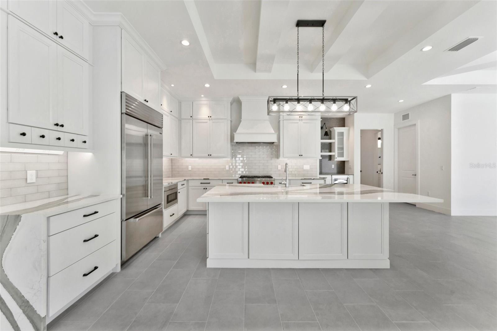 AQUA LAGOON - Residential