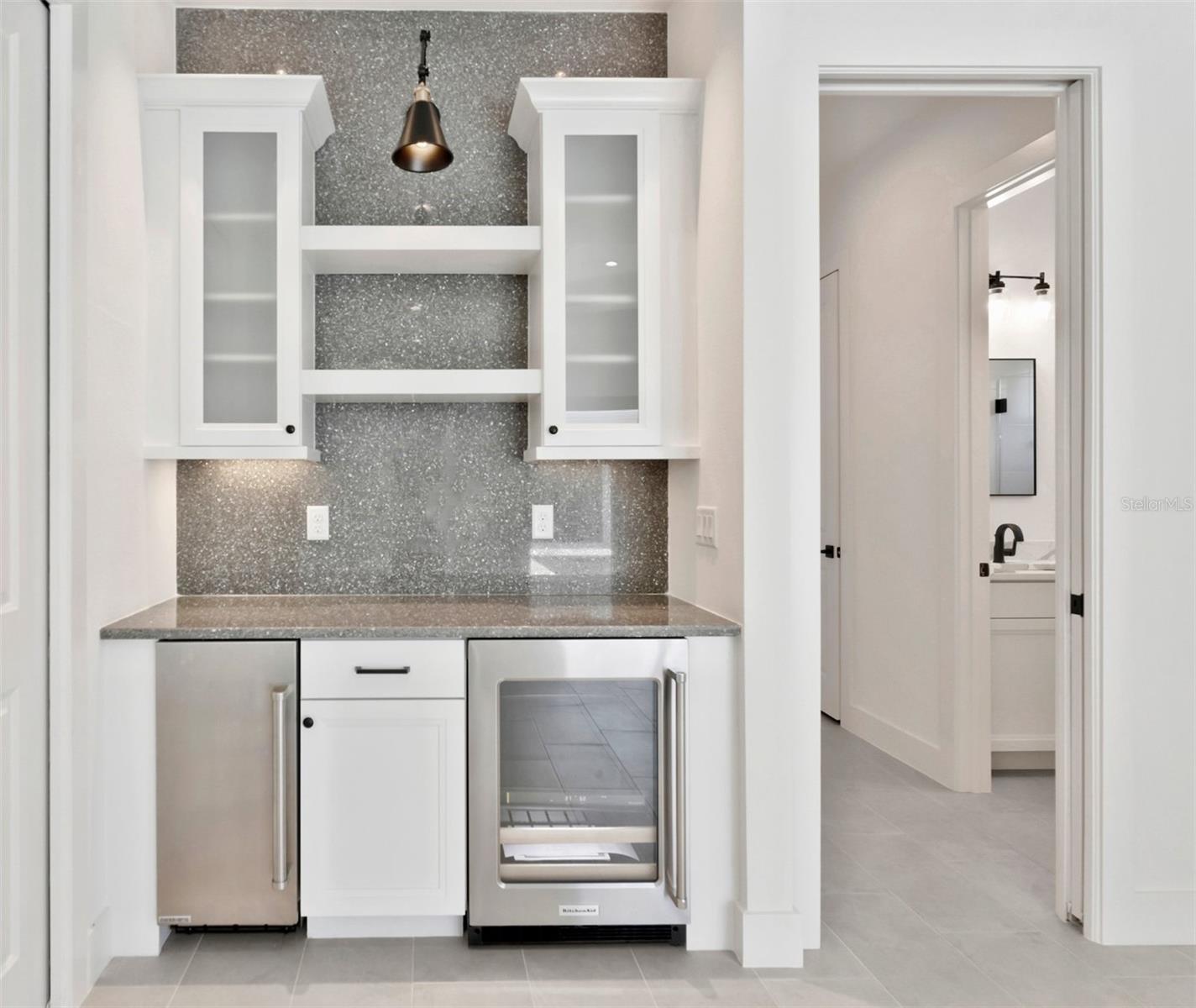 AQUA LAGOON - Residential