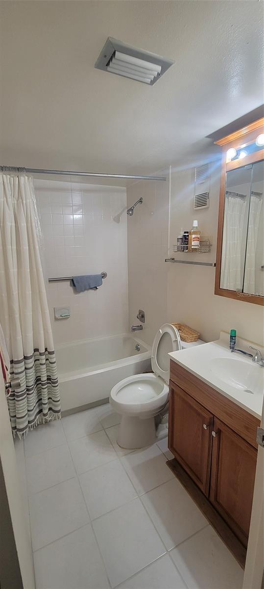 EDGEWATER CONDO APTS - Residential