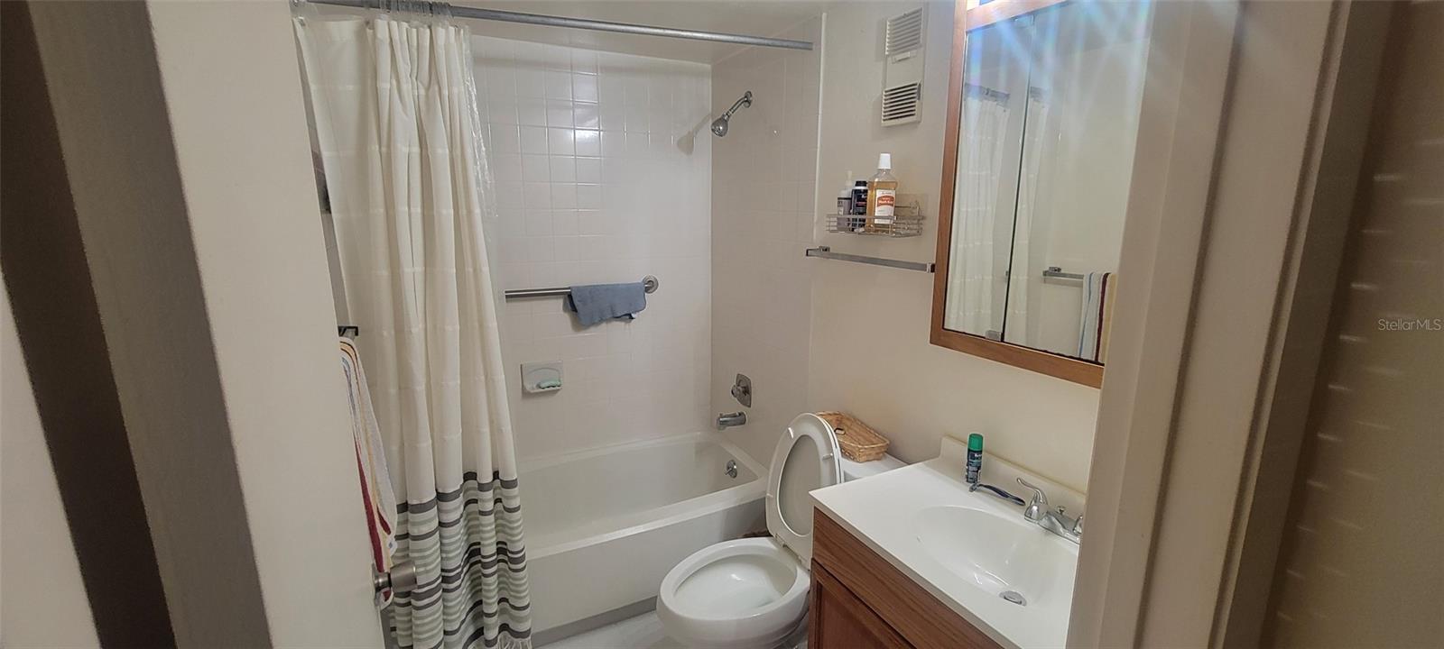 EDGEWATER CONDO APTS - Residential