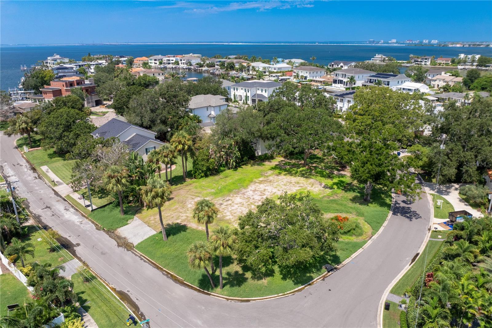 SUNSET PARK ISLES UNIT 4 - Land