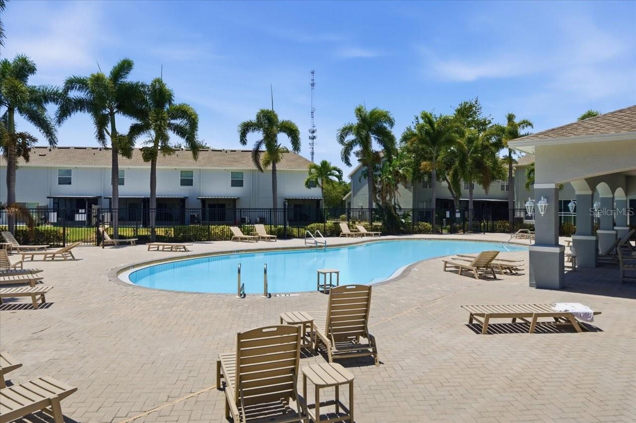 SAWGRASS VILLAGE - Residential