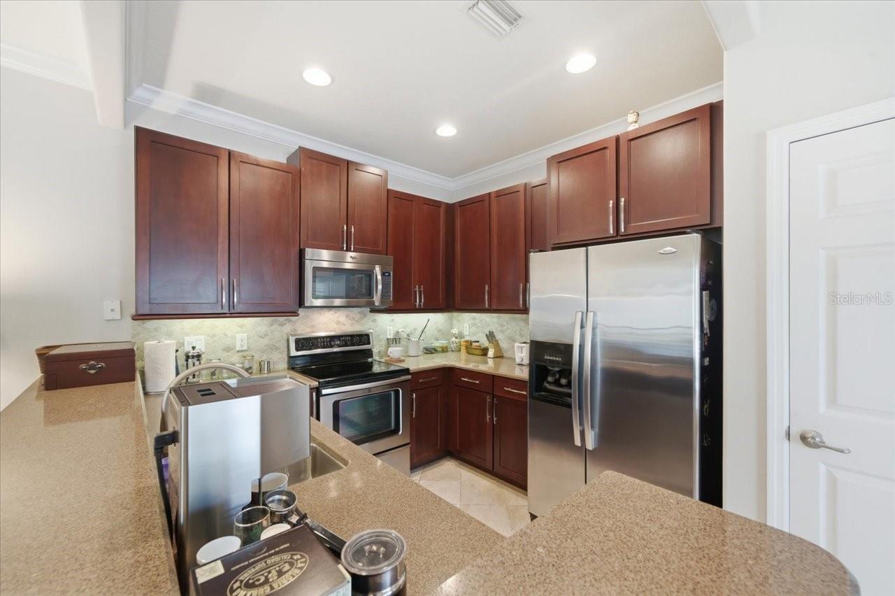 SAWGRASS VILLAGE - Residential
