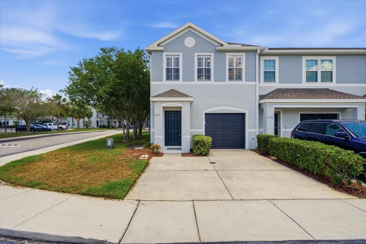 SAWGRASS VILLAGE - Residential