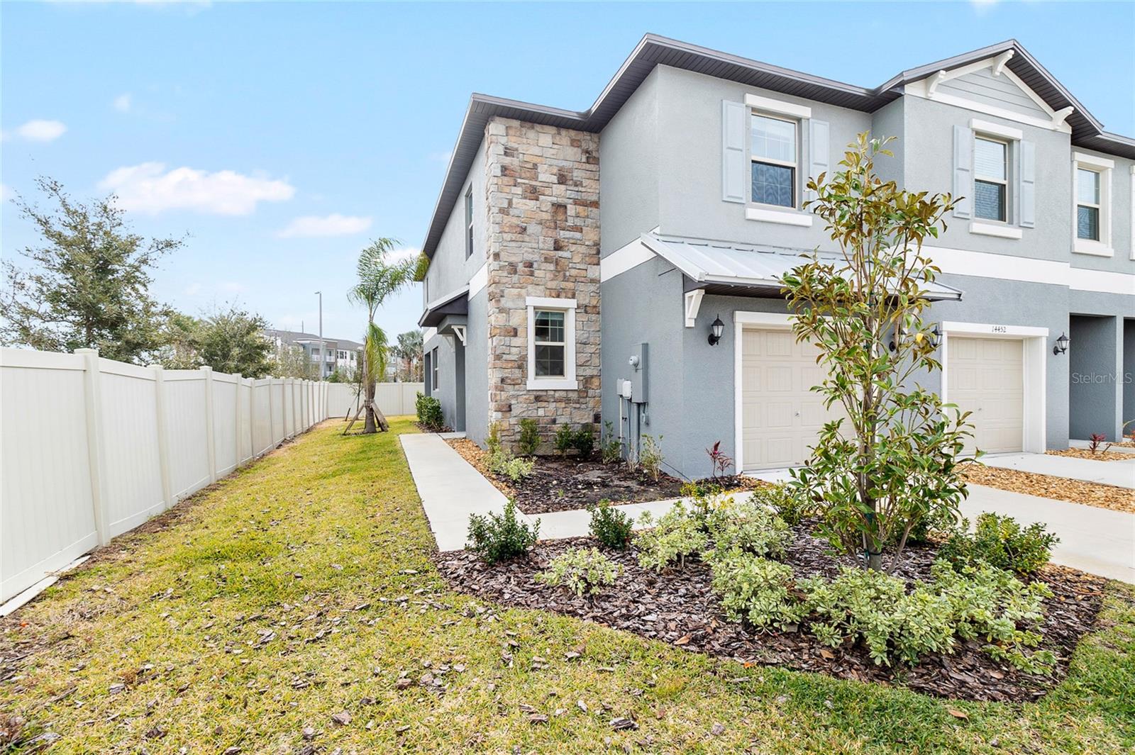 BELMONT TWNHMS PRCL F - Residential Lease