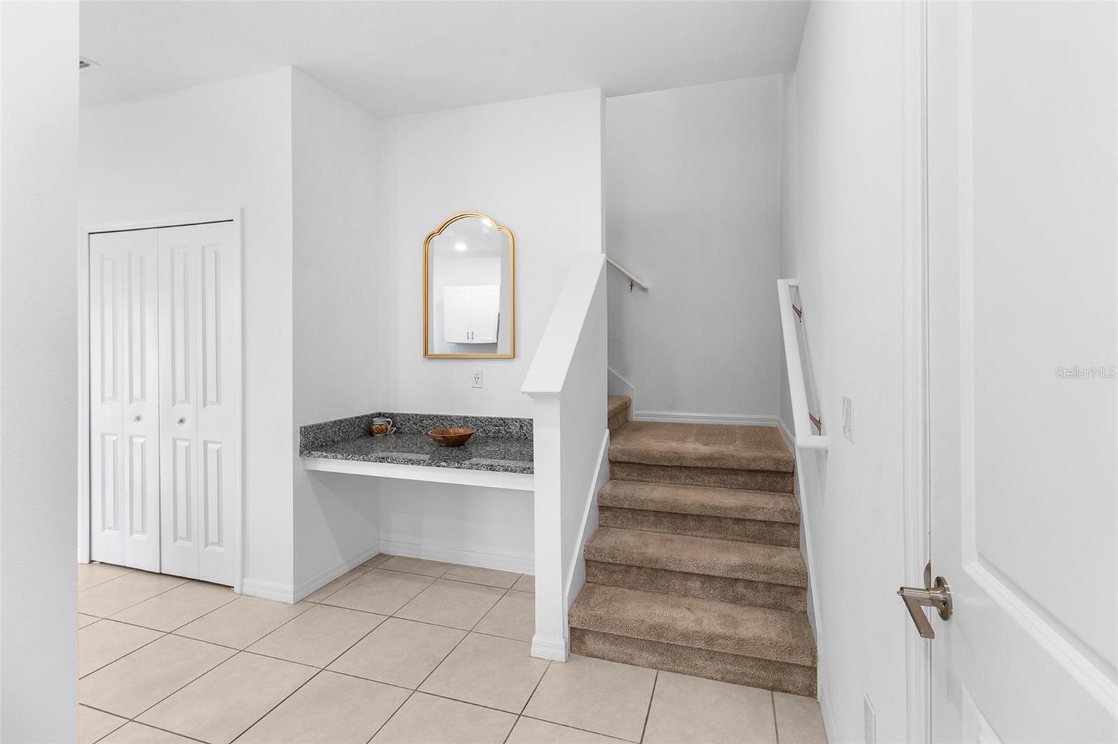 BELMONT TWNHMS PRCL F - Residential Lease