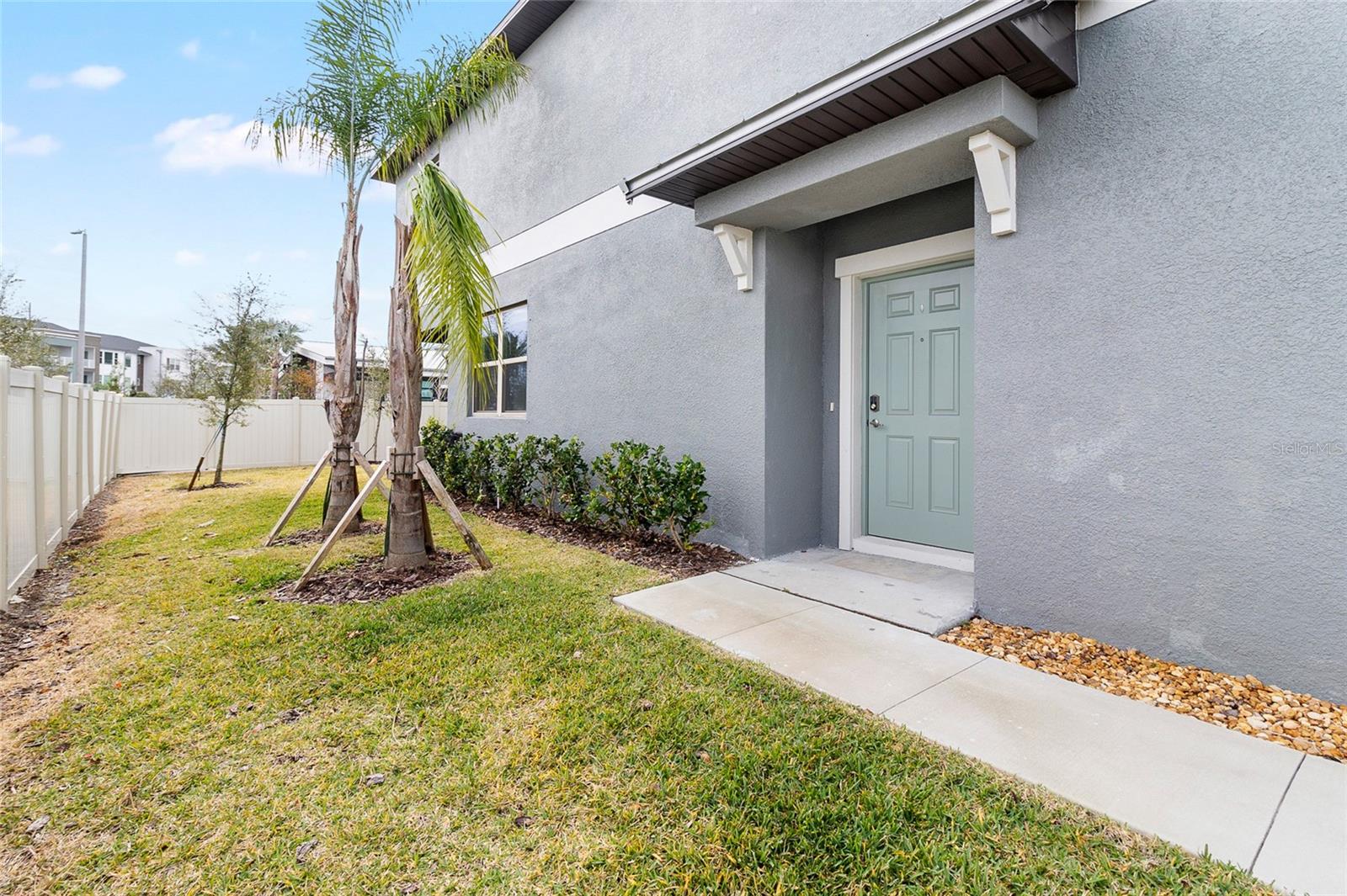 BELMONT TWNHMS PRCL F - Residential Lease