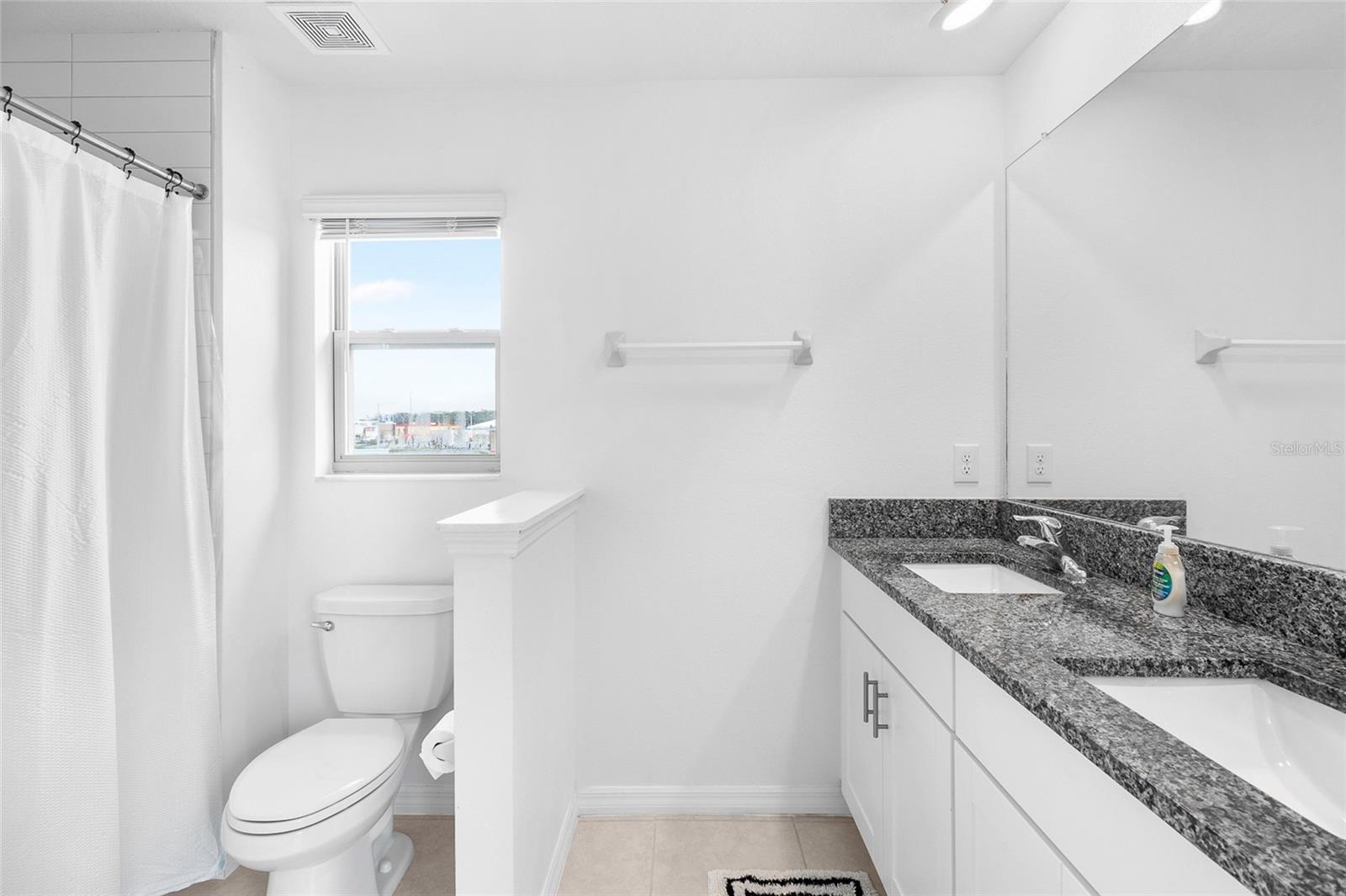BELMONT TWNHMS PRCL F - Residential Lease