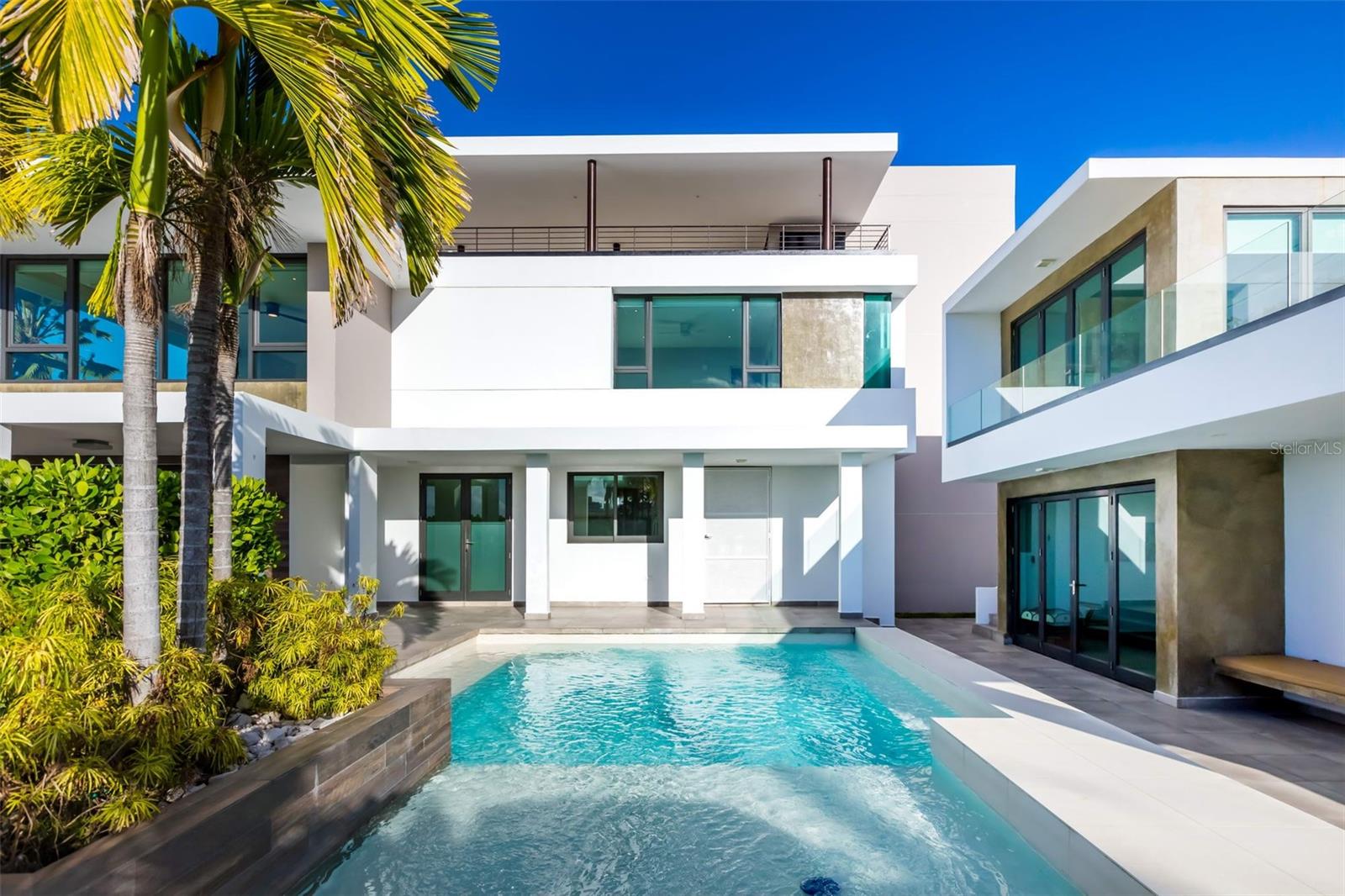 PARK BOULEVARD - Residential