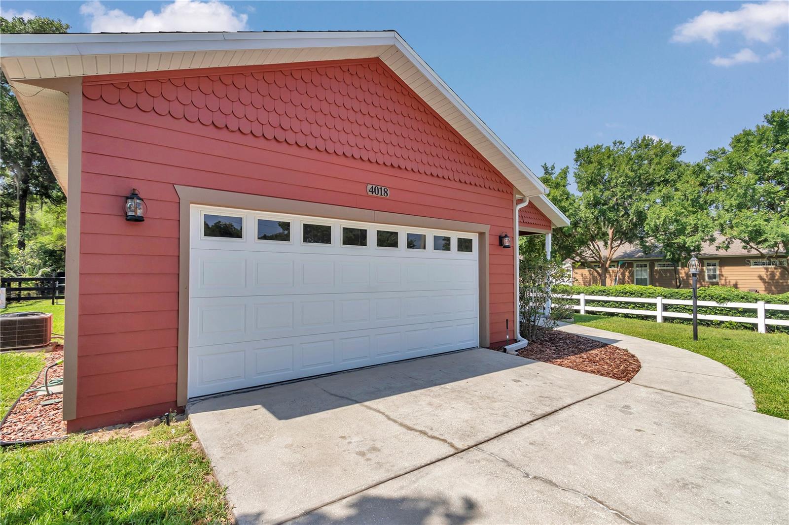 4018 NE 23RD PLACE