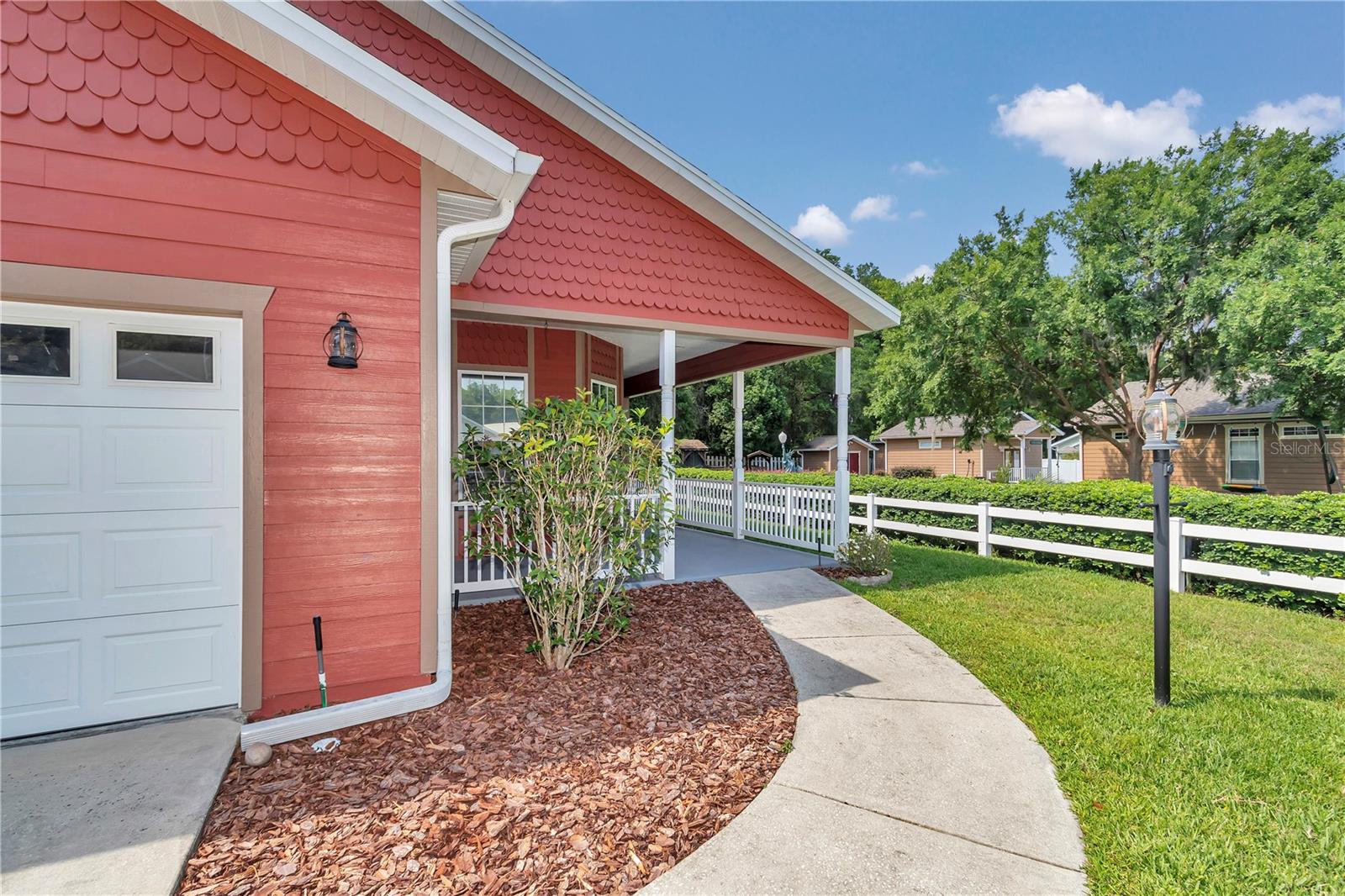 4018 NE 23RD PLACE