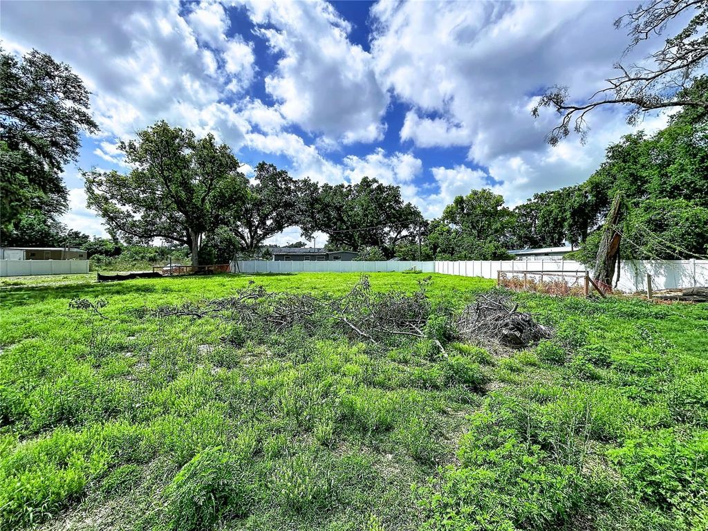 Photo of Robson, Seffner, FL 33584 (MLS # TB8497836)