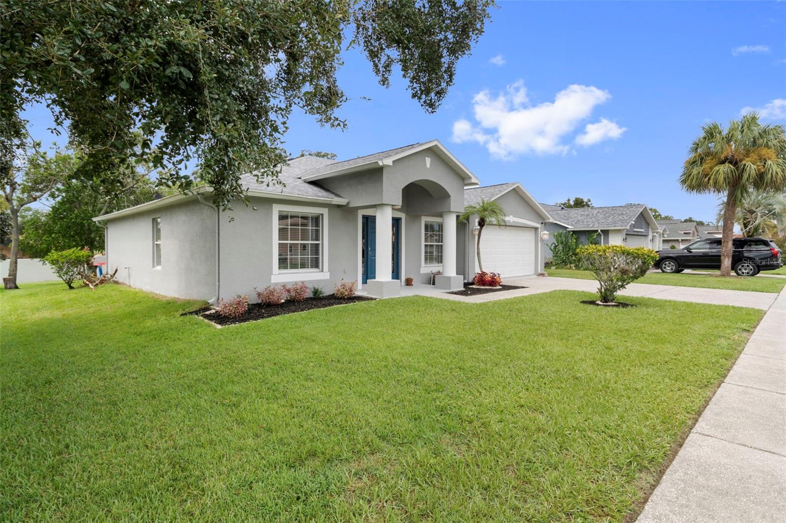 1221 OVERLAND DRIVE