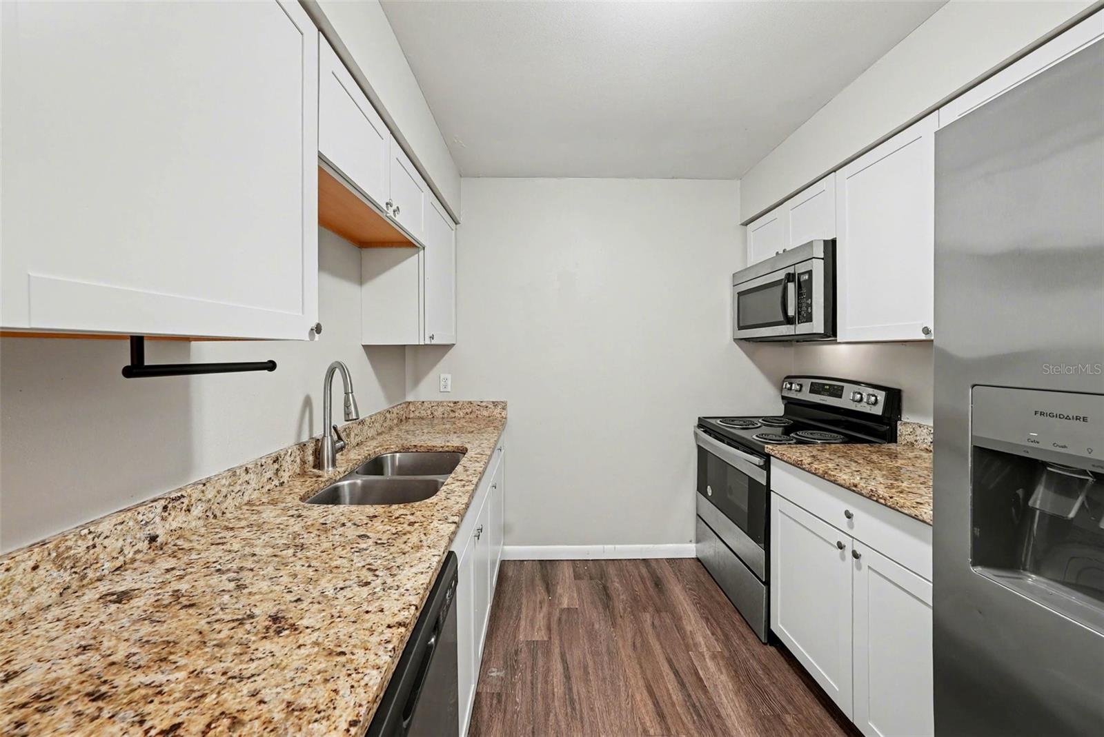 PARRISH HOME - Residential