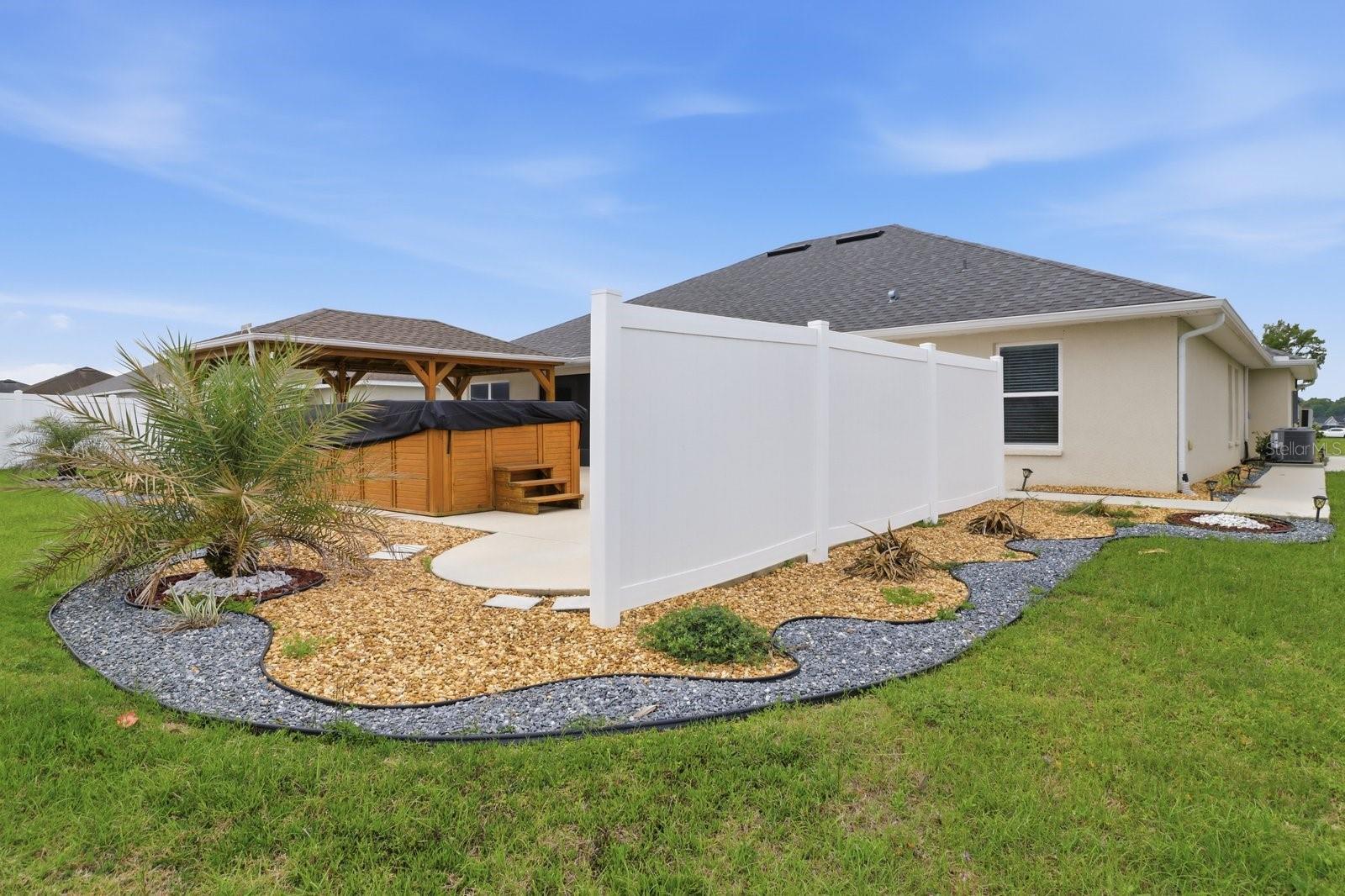 SUMMERCREST - Residential