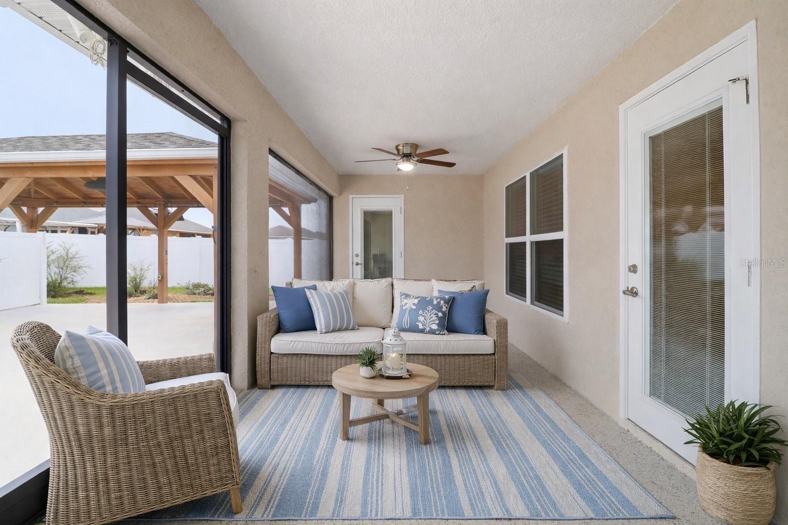 SUMMERCREST - Residential