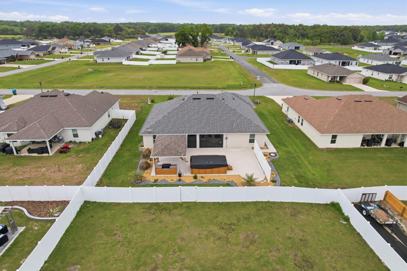 SUMMERCREST - Residential