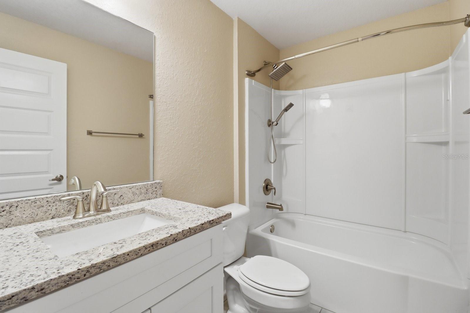 SUMMERCREST - Residential