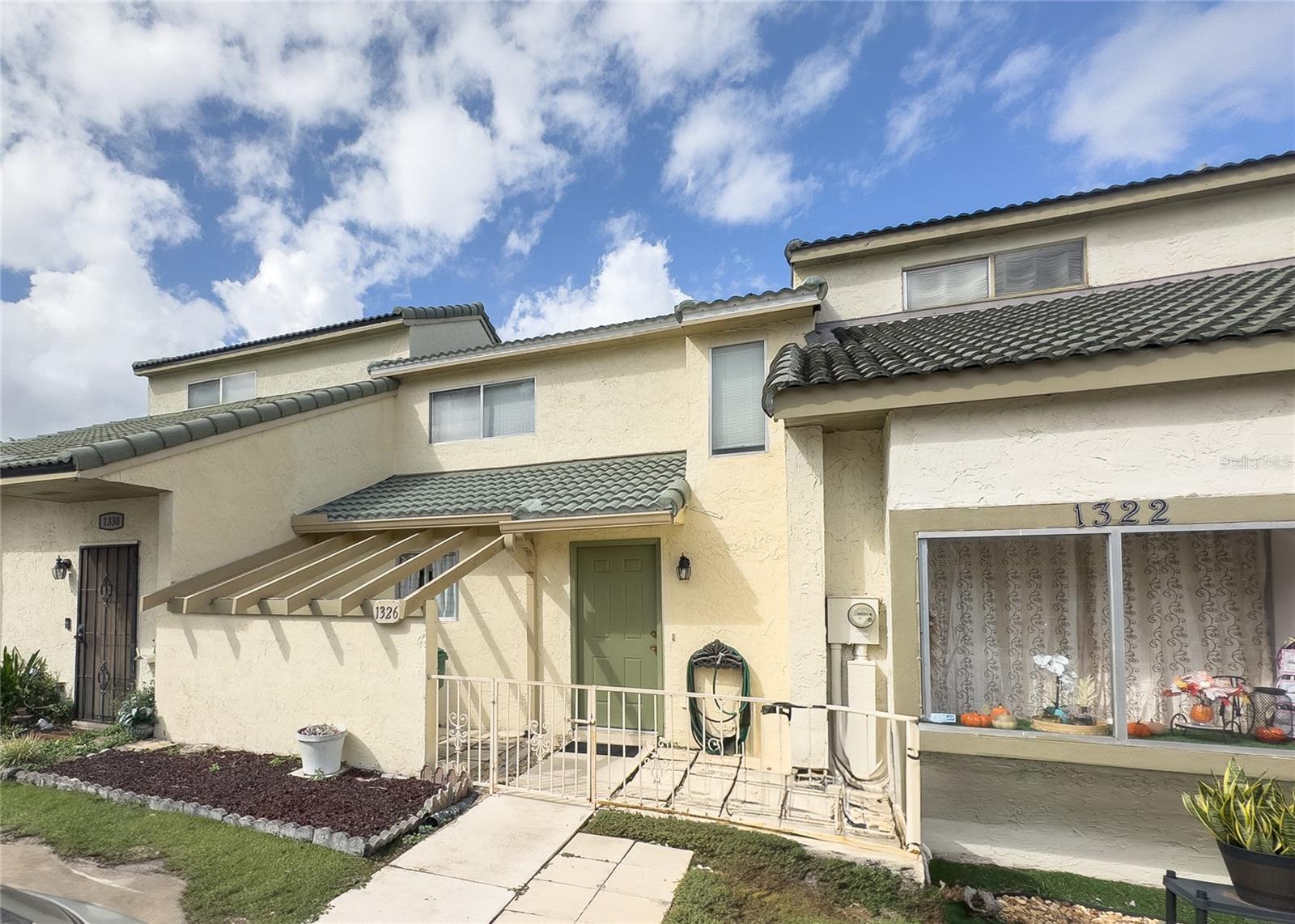 VILLAGE GROVE PH 02 - Residential