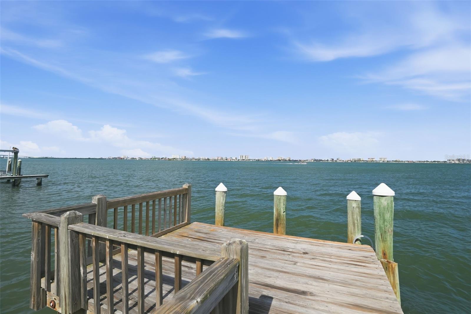 VENETIAN POINT - Residential