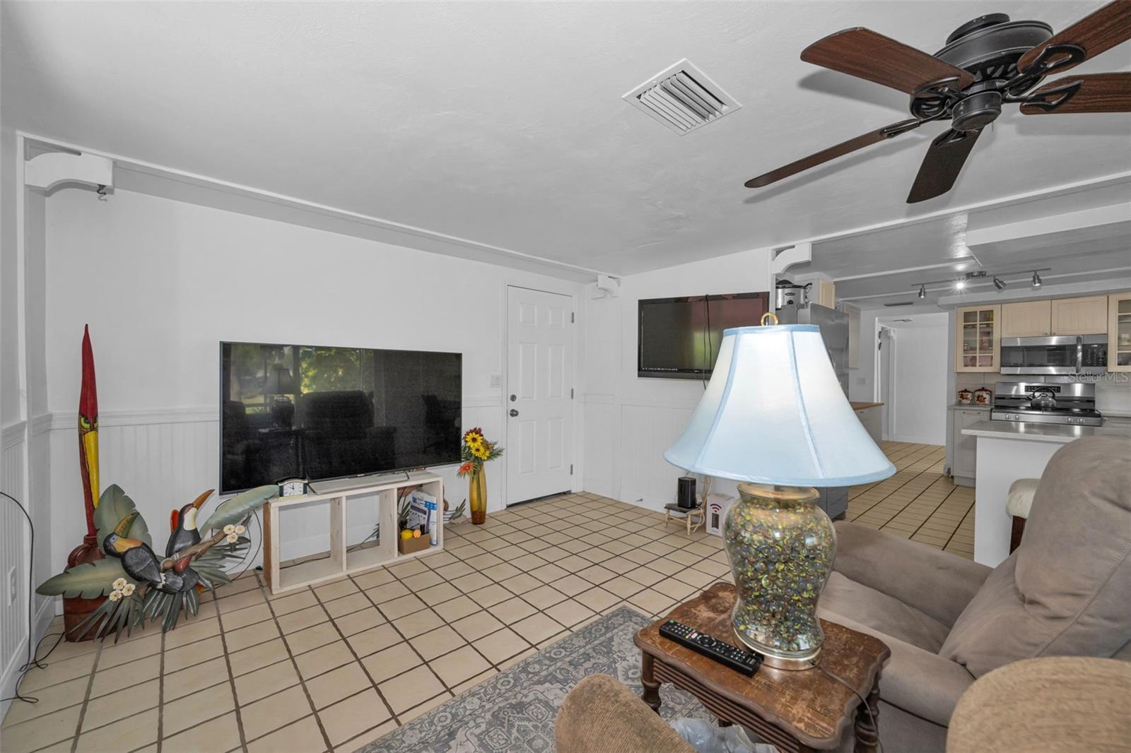 BEACON SQUARE - Residential