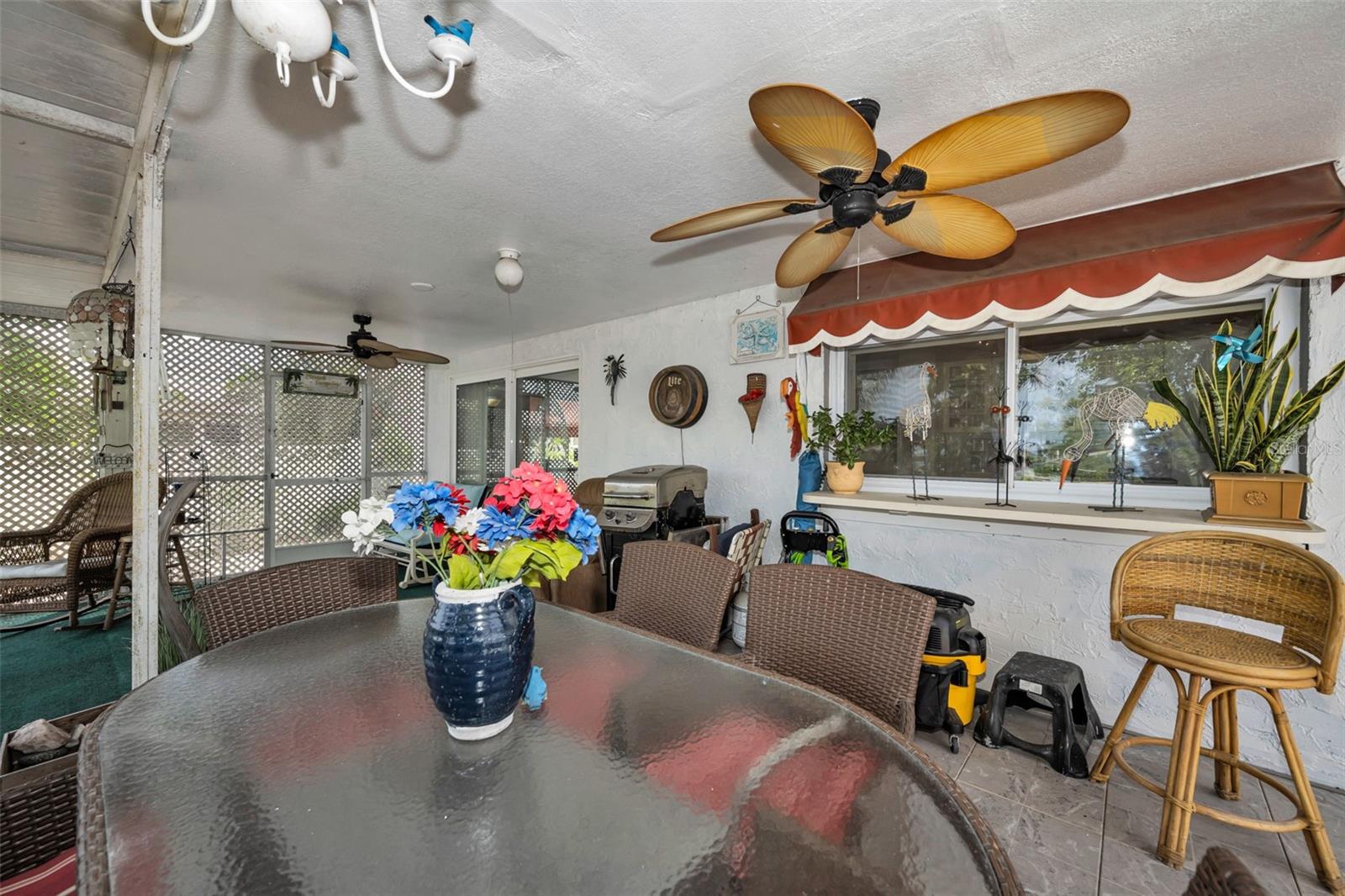 BEACON SQUARE - Residential
