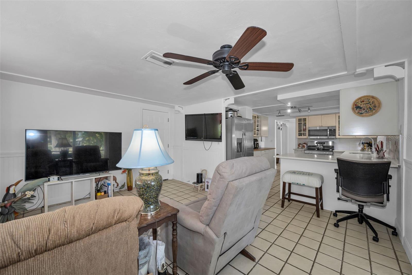 BEACON SQUARE - Residential