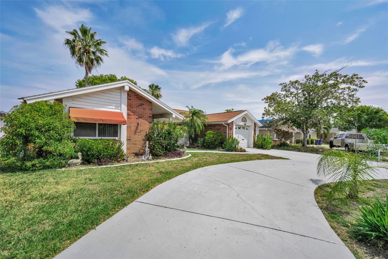 BEACON SQUARE - Residential