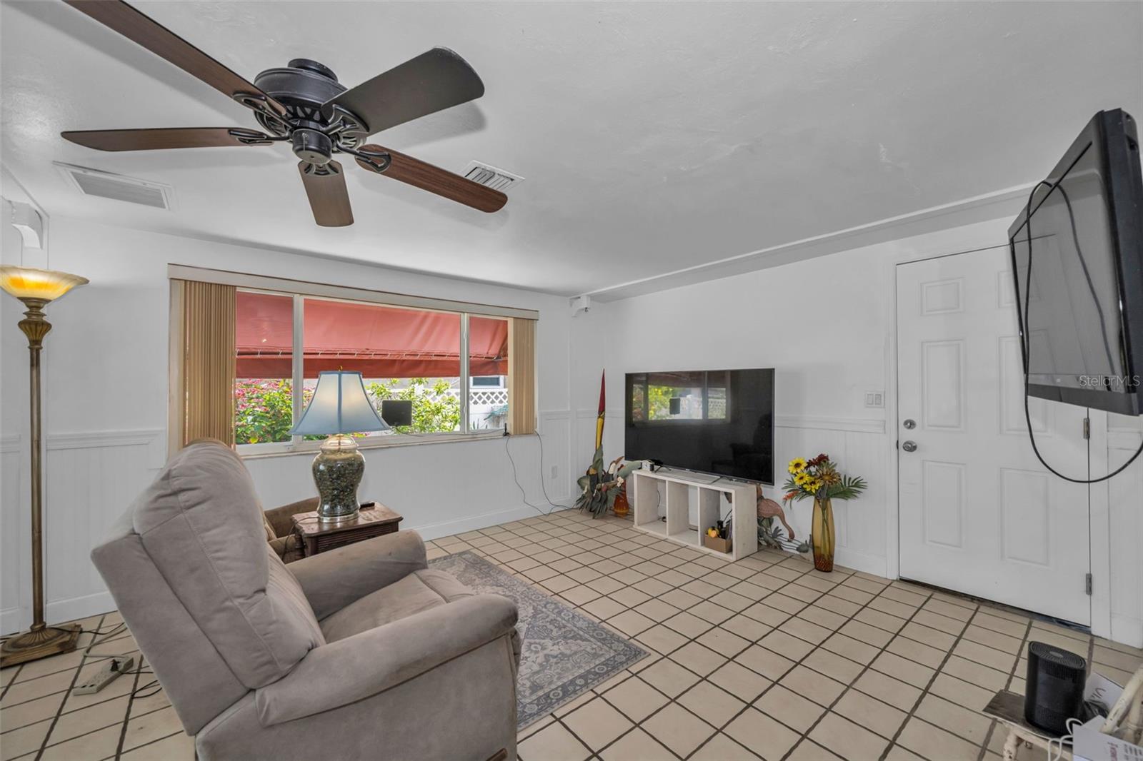 BEACON SQUARE - Residential