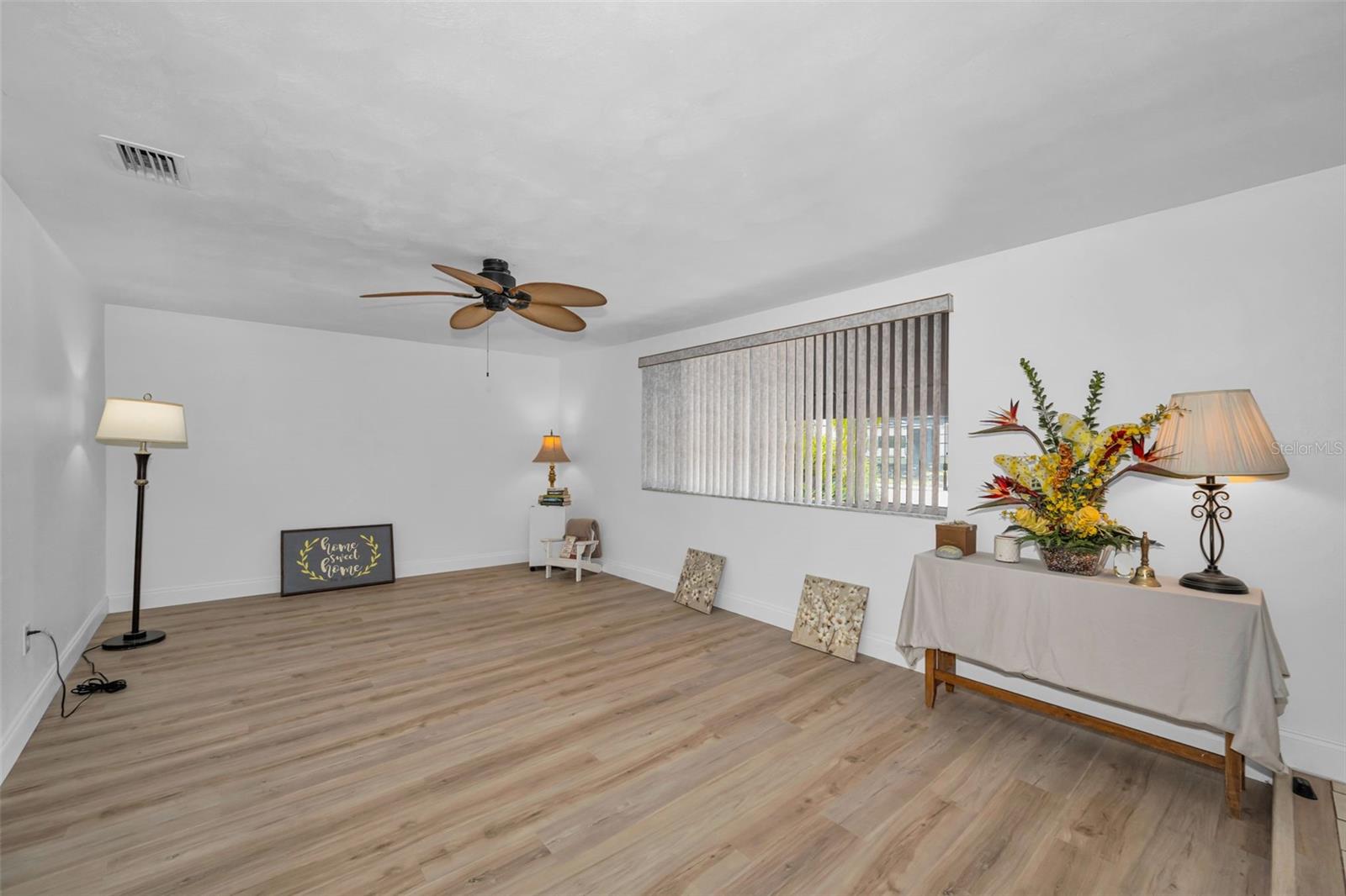 BEACON SQUARE - Residential