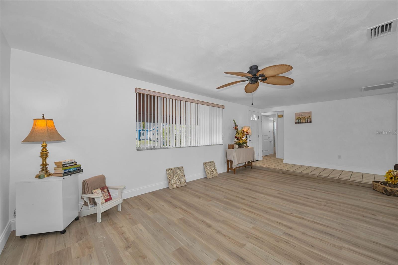 BEACON SQUARE - Residential