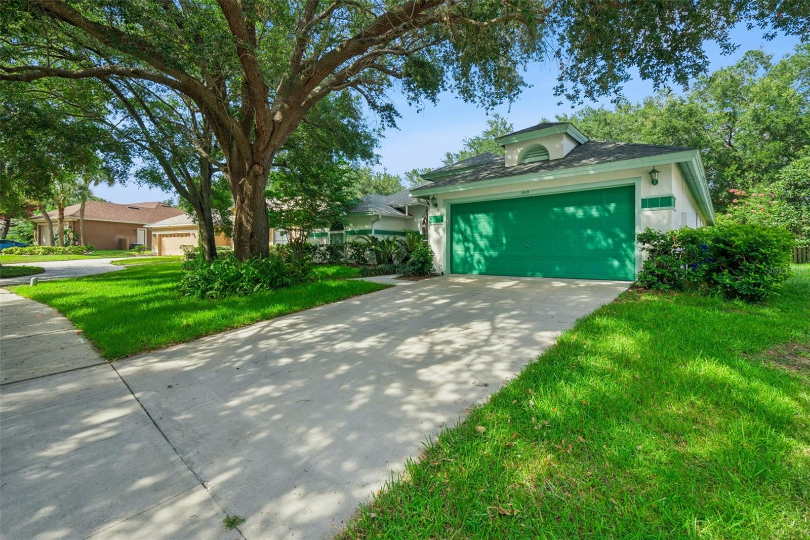 1515 ACROPOLIS CIRCLE