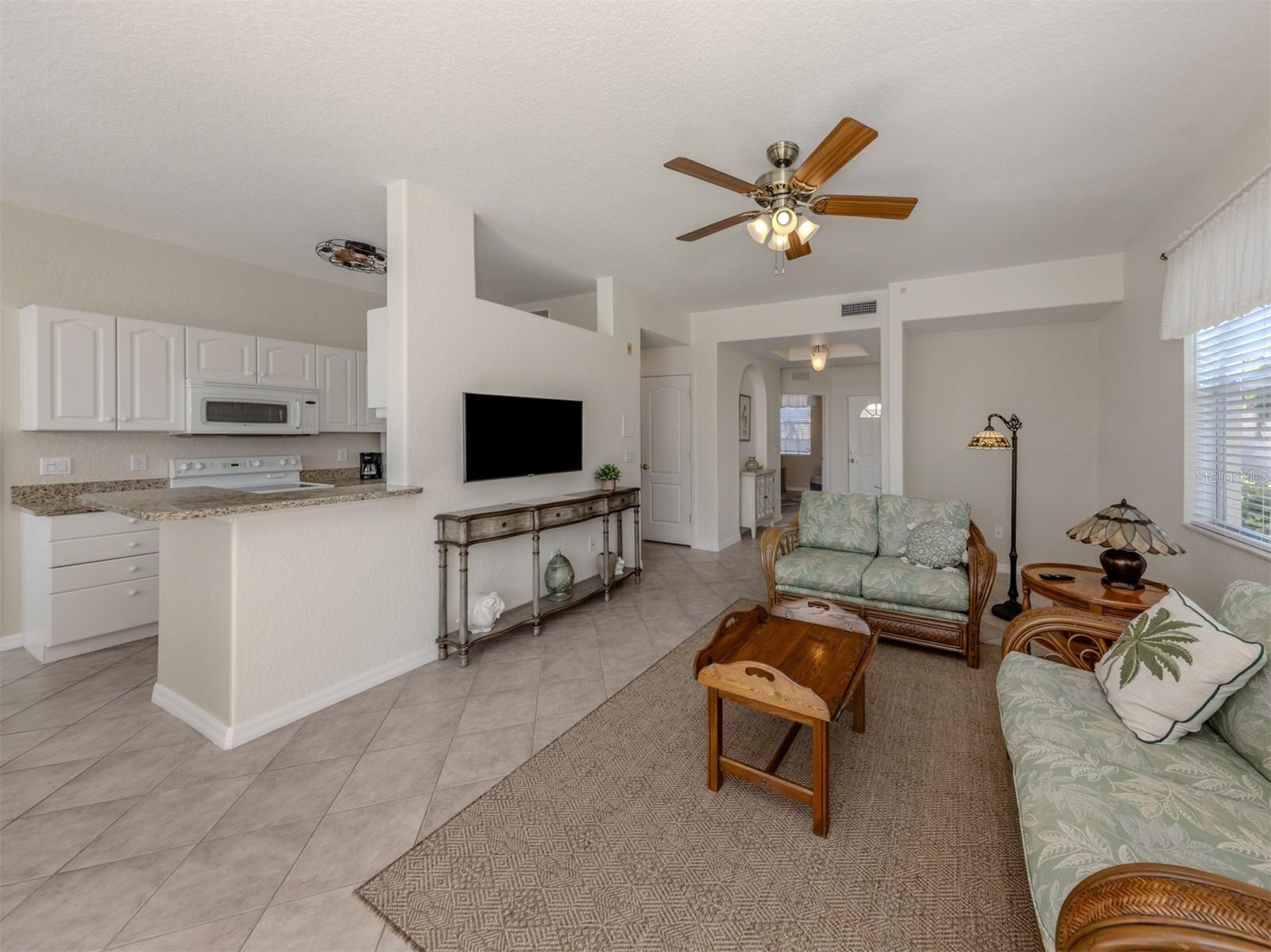 CASA DI AMICI - Residential Lease