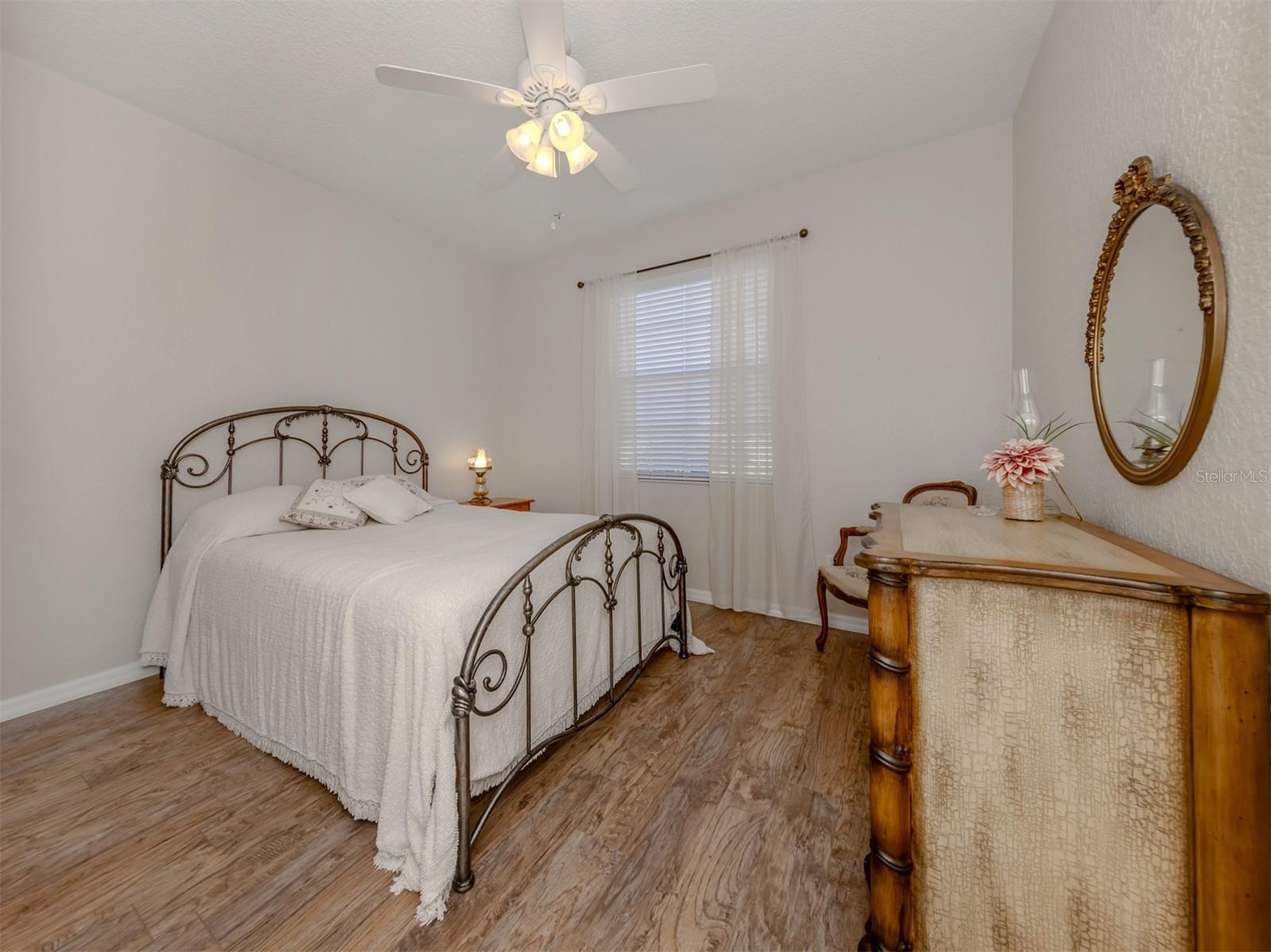 CASA DI AMICI - Residential Lease