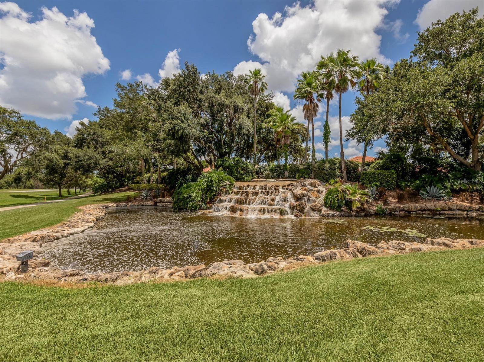 CASA DI AMICI - Residential Lease