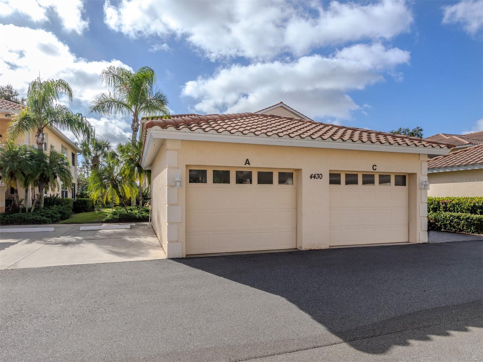 CASA DI AMICI - Residential Lease