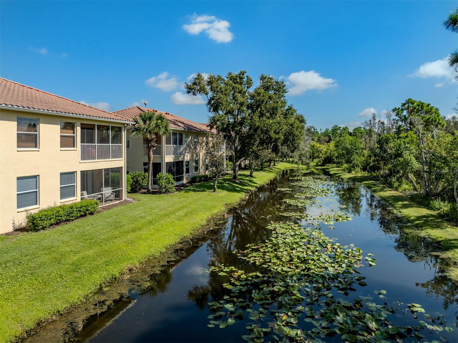 CASA DI AMICI - Residential Lease