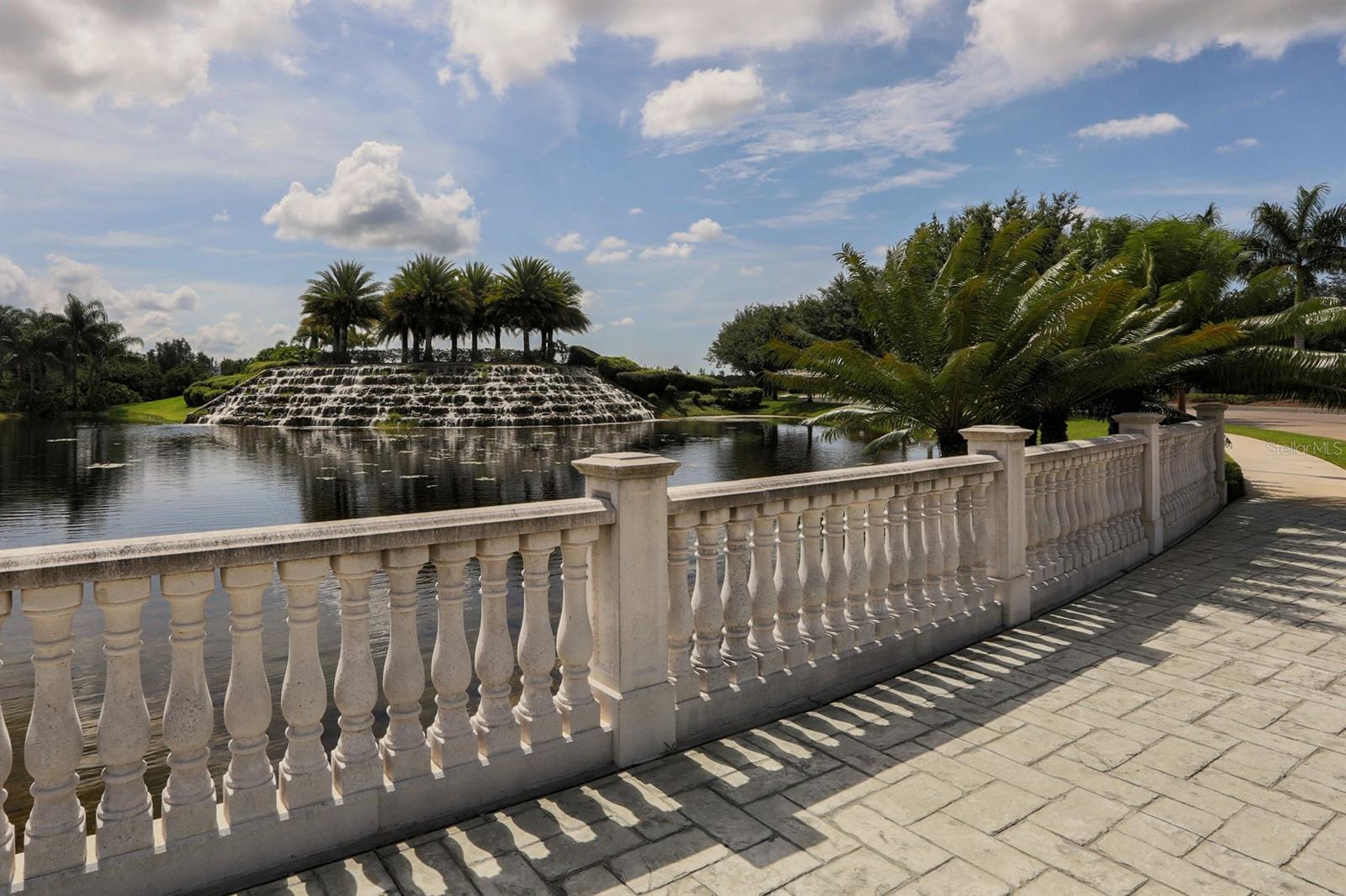 CASA DI AMICI - Residential Lease