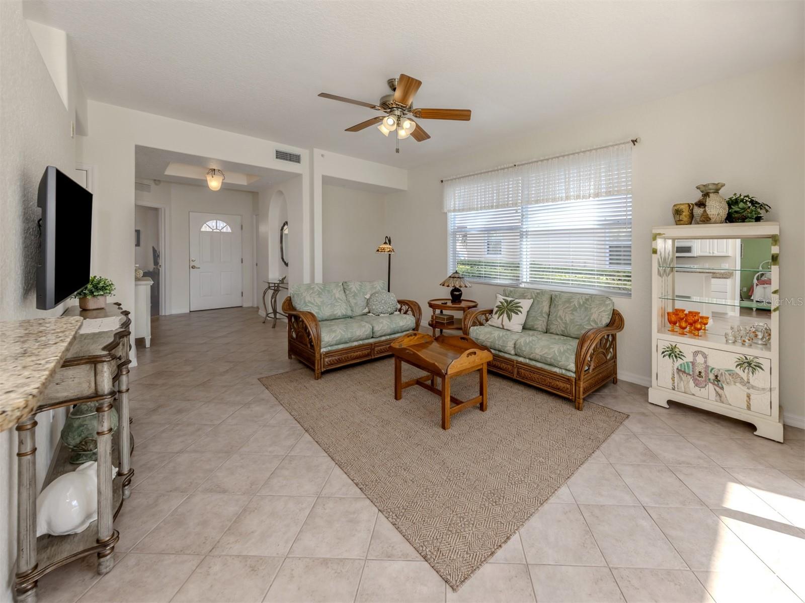 CASA DI AMICI - Residential Lease