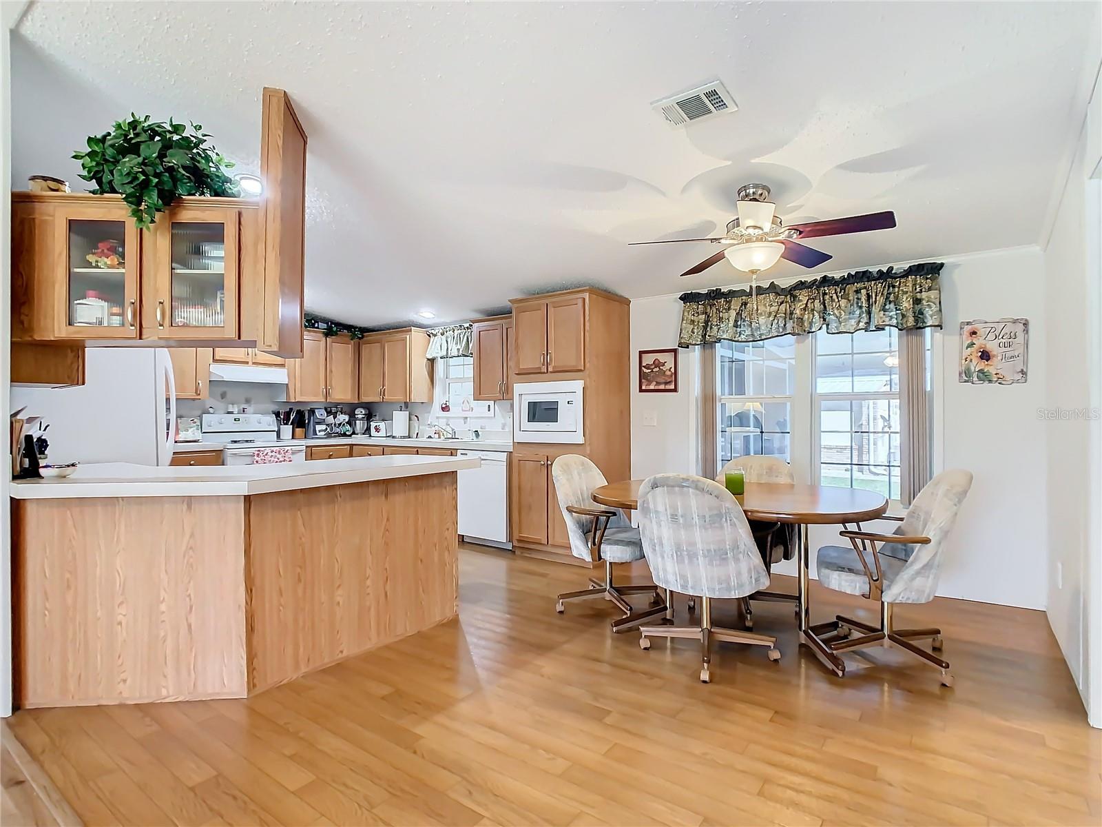 TWIN FOUNTAINS INC A CONDO MHP - Residential