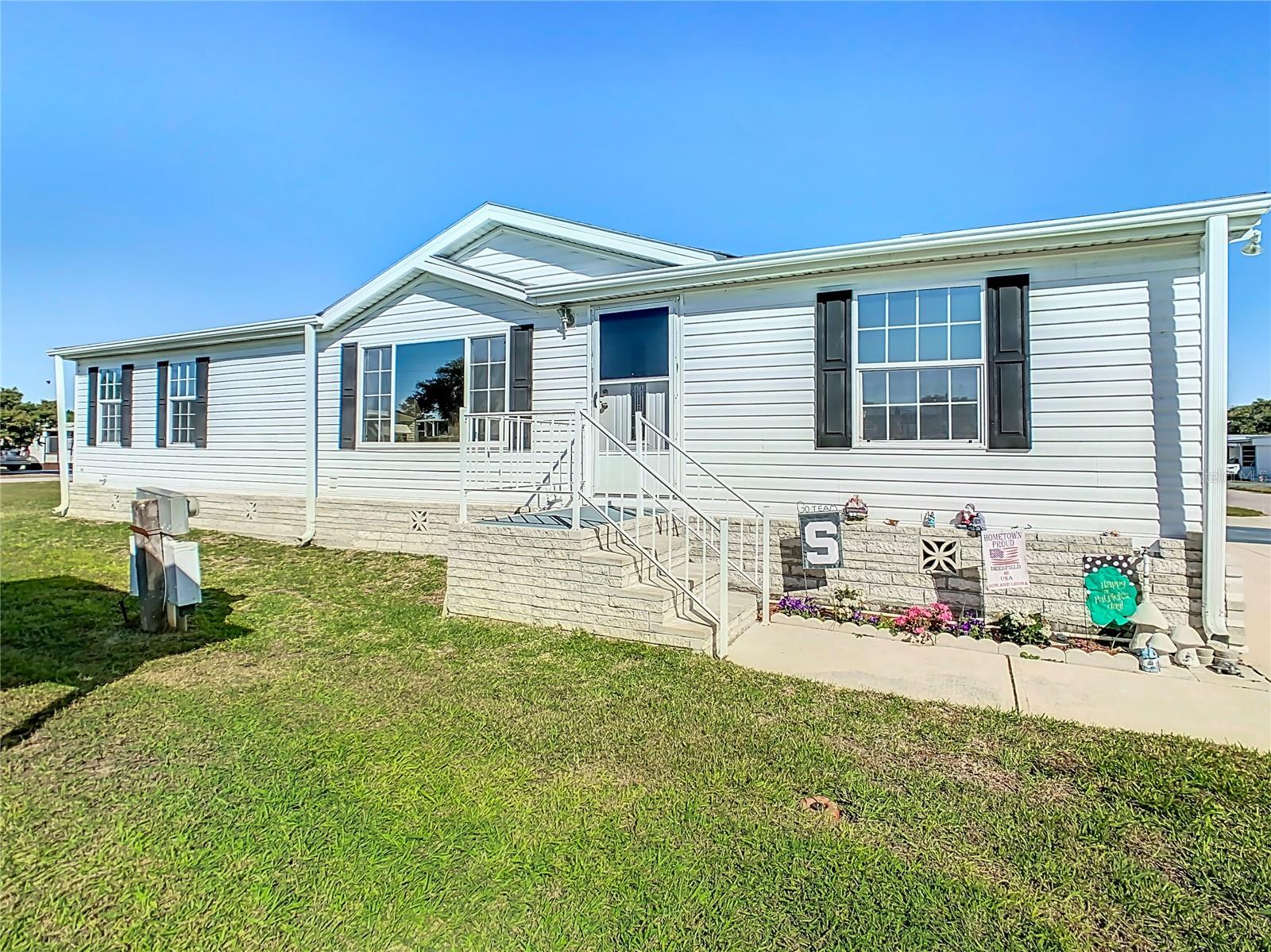 TWIN FOUNTAINS INC A CONDO MHP - Residential