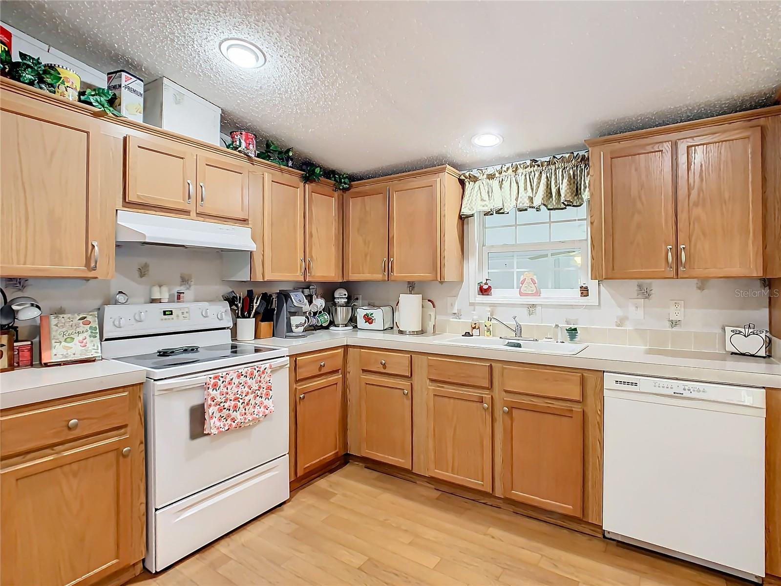 TWIN FOUNTAINS INC A CONDO MHP - Residential